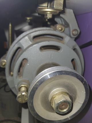 MAQUINA DE COSER ALFA INDUSTRIAL