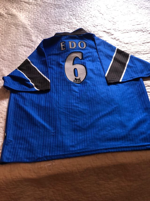 Tercera equipacion del Manchester united 96/97