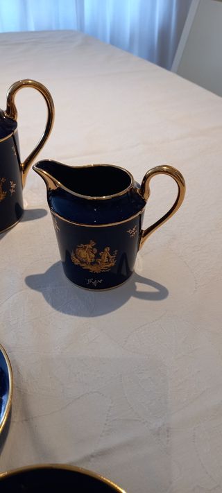 MAGNIFICO JUEGO DE CAFE DE PORCELANA DE LIMOGES