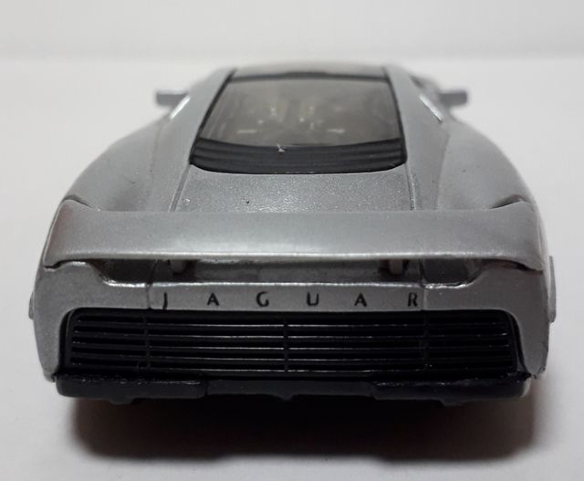 Coche miniatura Jaguar XJ 220