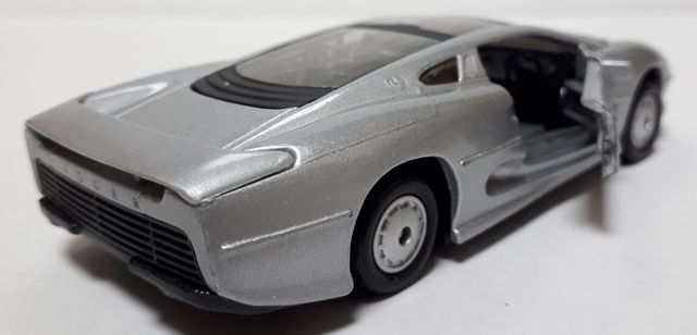 Coche miniatura Jaguar XJ 220