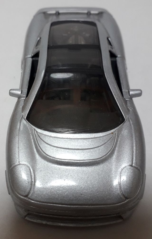 Coche miniatura Jaguar XJ 220