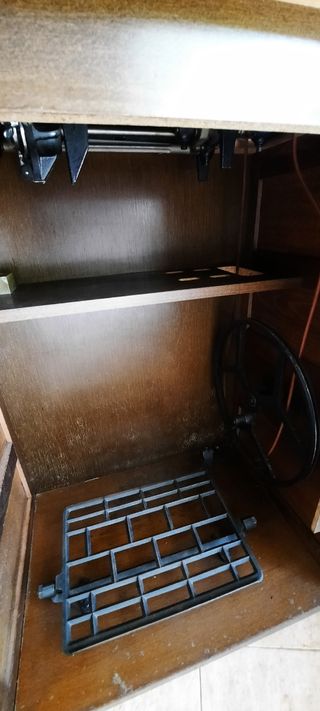 MÁQUINA DE COSER ALFA