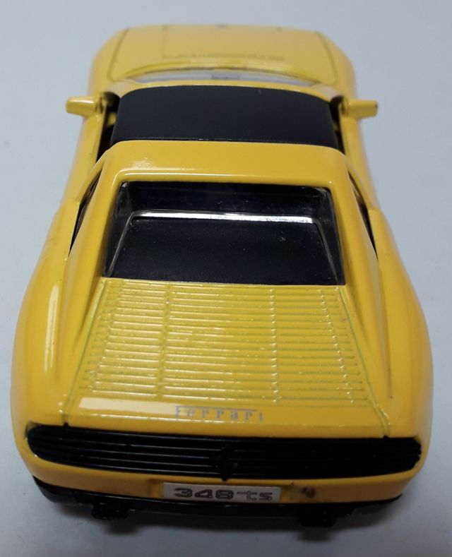 Coche miniatura Ferrari 348 TS