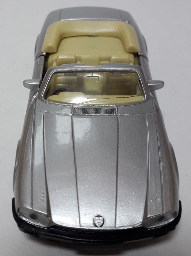 Coche miniatura Jaguar XJS V12