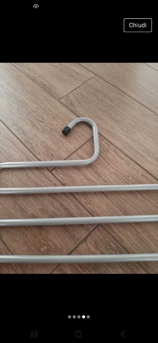 Due appendini per pantaloni in metallo ikea