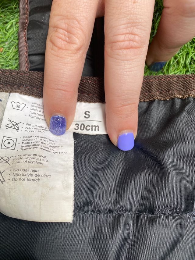 Chubasquero perro pequeño