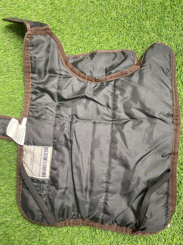 Chubasquero perro pequeño