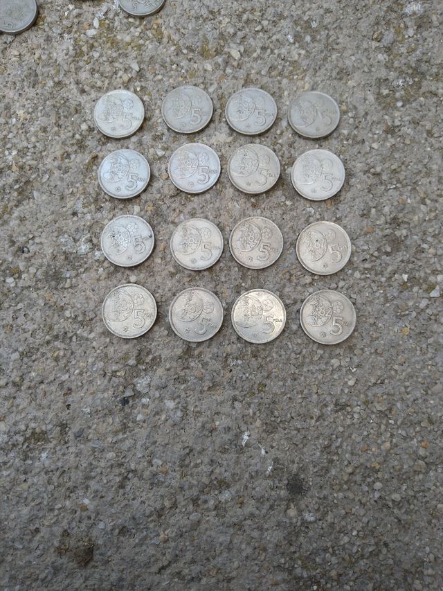 venta de monedas 250 euros cada una