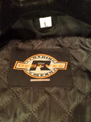 dos abrigos cortos de zorros talla como L 