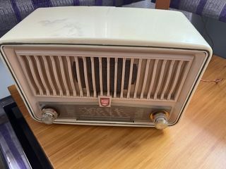 Radio valvulas Phillips antigua