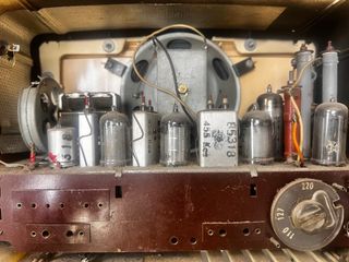 Radio valvulas Phillips antigua