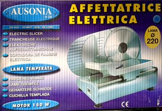 AFFETTATRICE ELETTRICA AUSONIA (lama temperata)