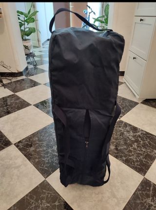 Cuna-parque de viaje.