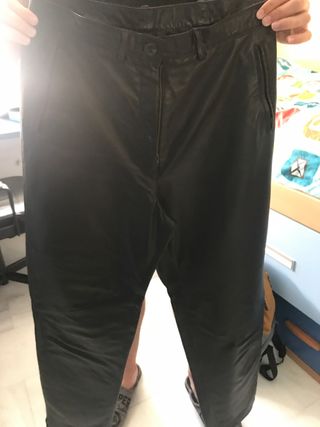 Pantalón de cuero mujer