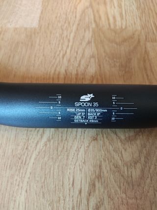 Manillar Spank Spoon de 35x800mm+Puños XLC. Nuevos