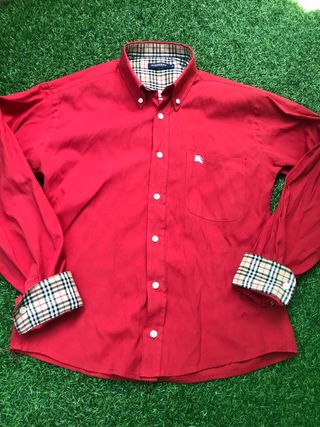 Camisa roja Burberry estampado cuadros