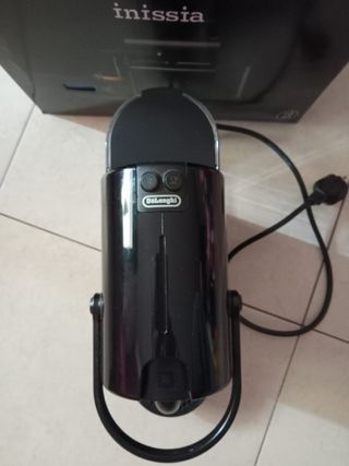 Lote de (2) cafeteras Nespresso.piezas sin estrena