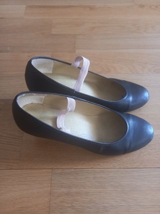 Zapatos flamenco niña negro