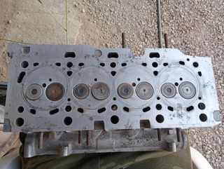 culata Renault Mega rectificada en perfecto estado