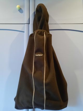 Mochila portabebés + manta