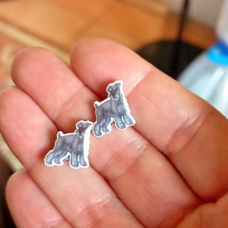 Originales pendientes de botón de perro Schnauzer