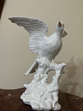 Colomba bianca in porcellana