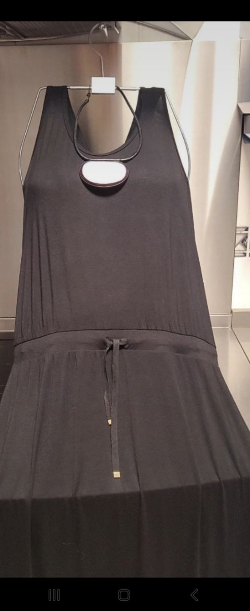 Bonito vestido de Énfasis talla XL