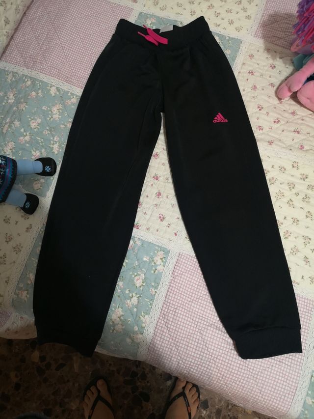 pantalon chándal Adidas talla 7-8
