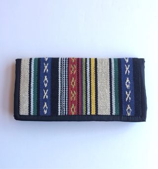 Cartera étnica. Hecha en Nepal