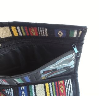 Cartera étnica. Hecha en Nepal