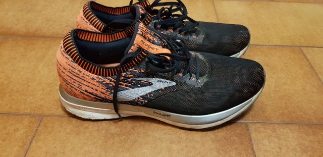 zapatillas running brooks ricochet