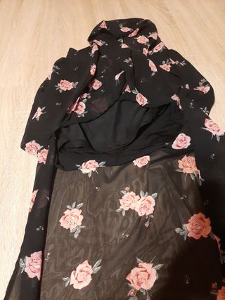 falda gasa larga,abertura a los dos lados