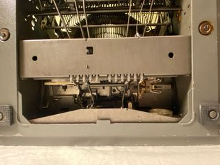 OLIVETTI LINEA 98 Máquina de escribir 1972