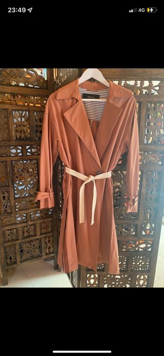 Gabardina Zara nueva