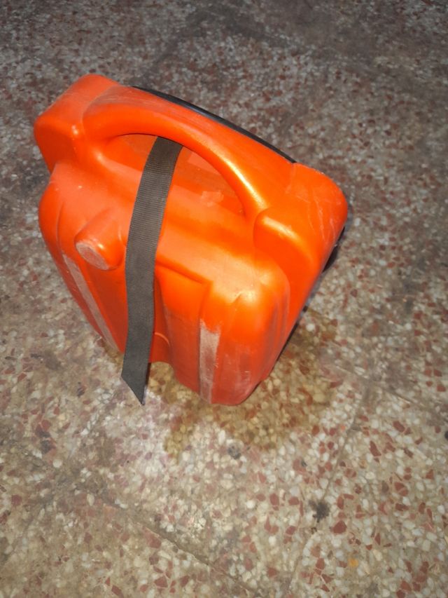 tanque do motor fora de borda