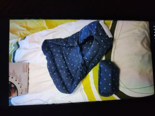 Mochila portabebés ergobaby con reductor. Azul