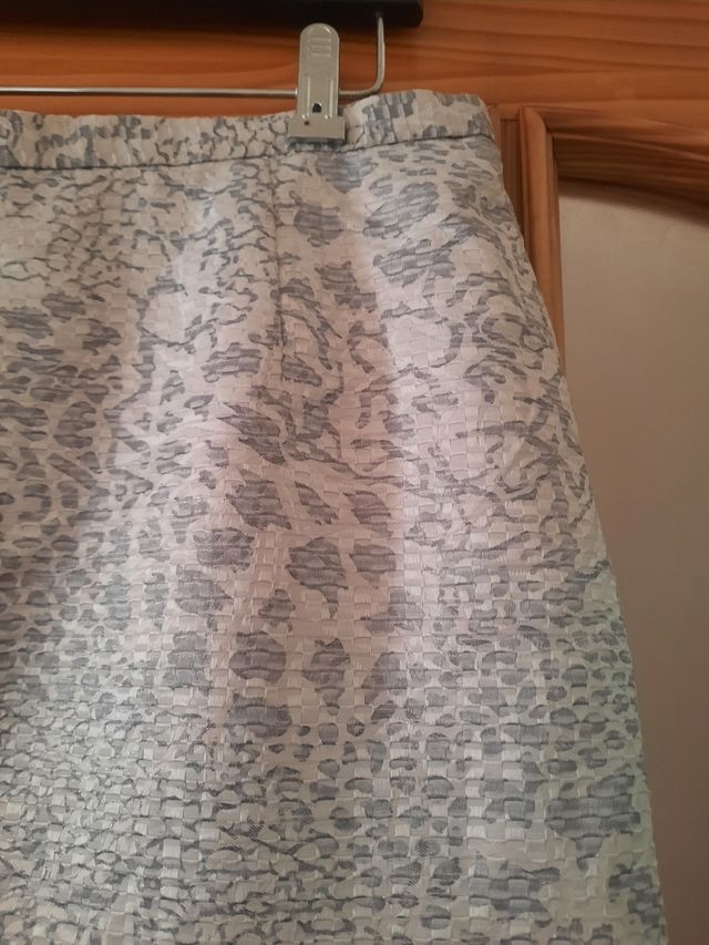 Falda PUNT ROMA t.44 nueva