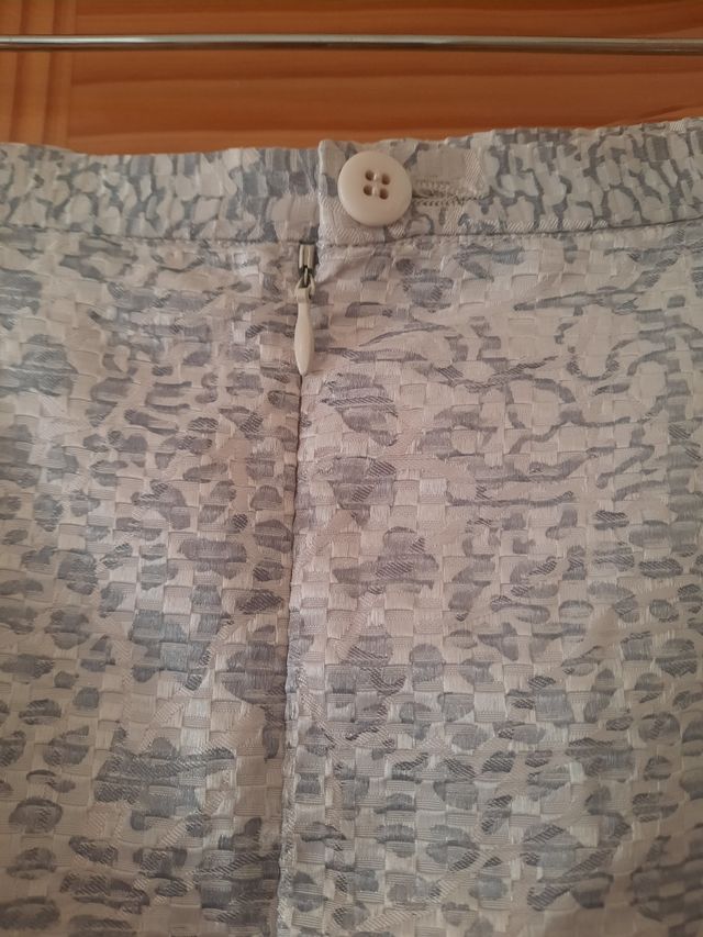 Falda PUNT ROMA t.44 nueva