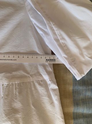 Camisa blanca, de Pedro del Hierro, talla S.