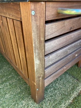 Panca portaoggetti in legno di acacia