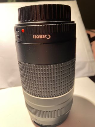 Cámara fotos Canon EOD 550D, reflex con objetivos