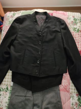 traje de corto completo  con tirantes regalo nuevo