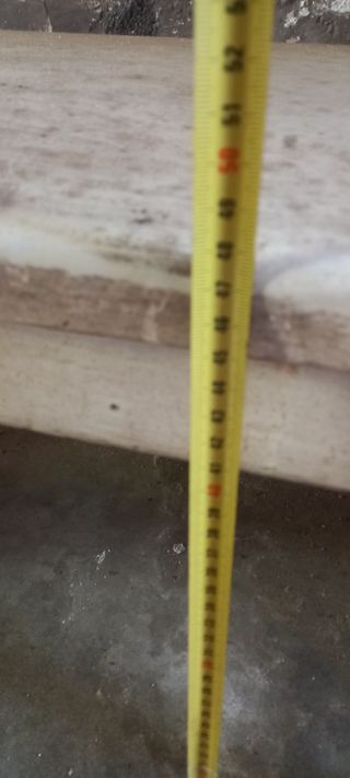 Banco de madera con respaldo