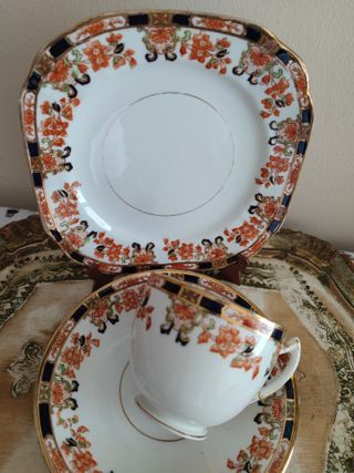 Antiguo Phoenix China Imari Trio Porcelana Hueso