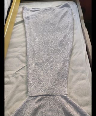 Manta saco cola de sirena de Primark