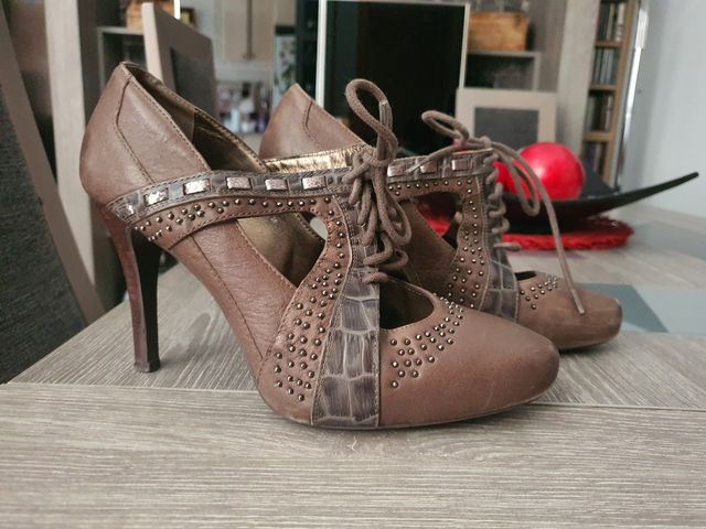 zapatos Adolfo Domínguez