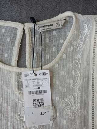 Blusa top plumeti Stradivarius