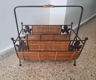 "OFERTA"Revistero Forja y Rattan Nuevo
