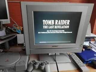 MONITOR-TV 15 PULGADAS